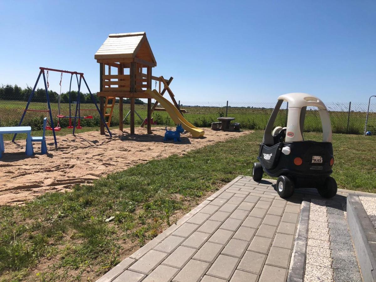 Osada Familia Smiechow Gąski Exteriör bild